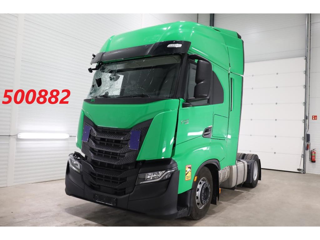Iveco  S-Way 490 ACC 4X2 Euro 6 85.579 km!