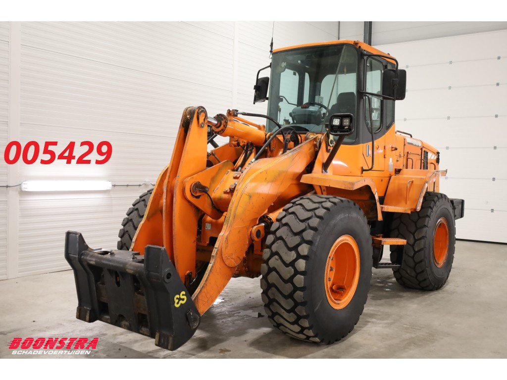 Doosan  DL250 Wiellader Airco BY 2011