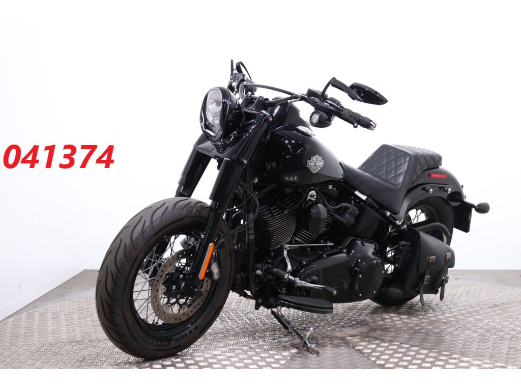 Harley-Davidson  110 FLSS Softail Slim S Vance Hines 8.428 km!