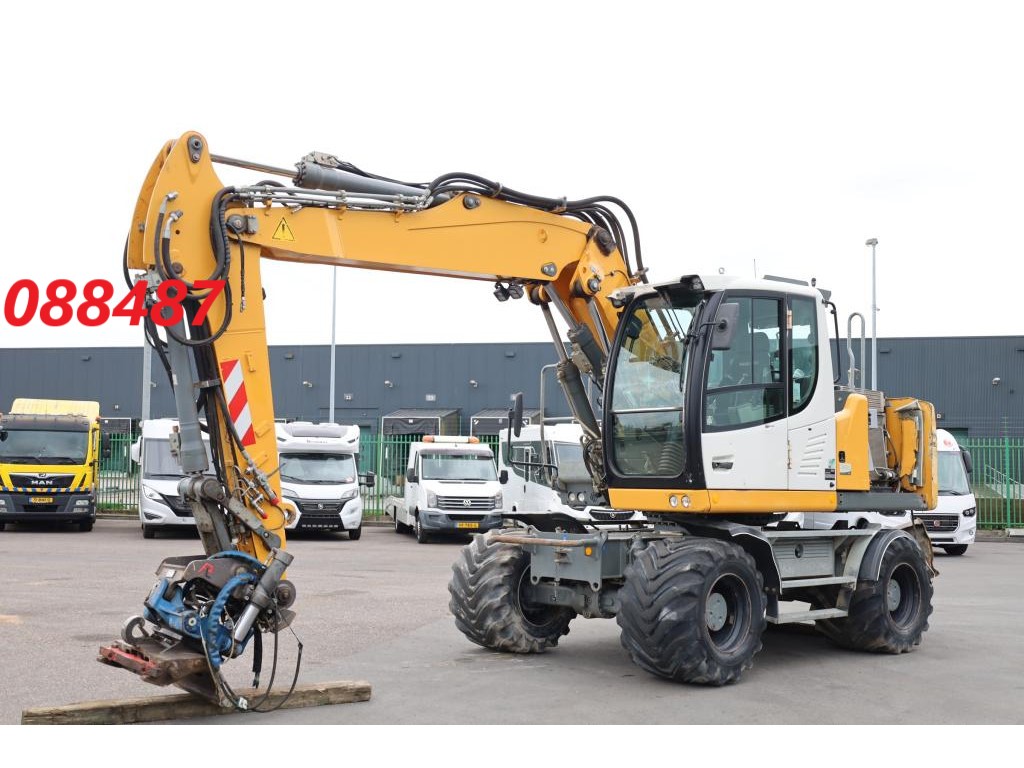 Liebherr  A916 LITRONIC SMP Tiltrotator