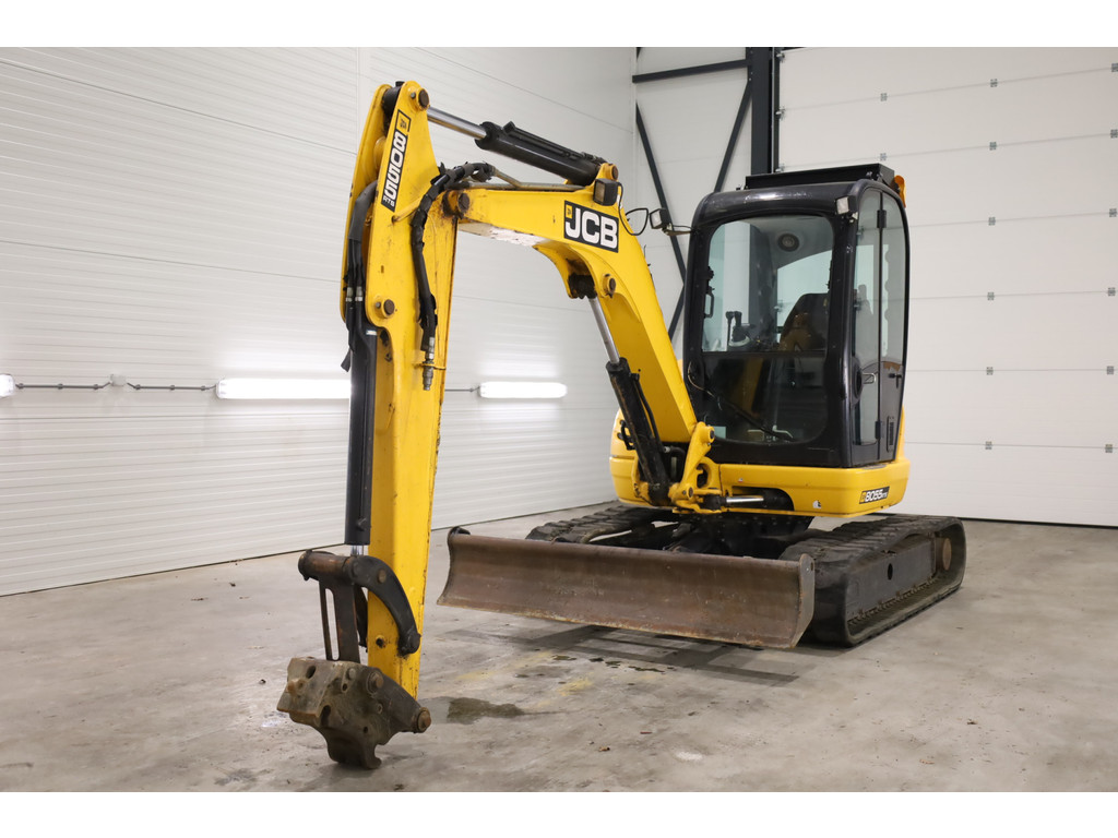 JCB  8055 RTS BY 2010 2.177 Uur