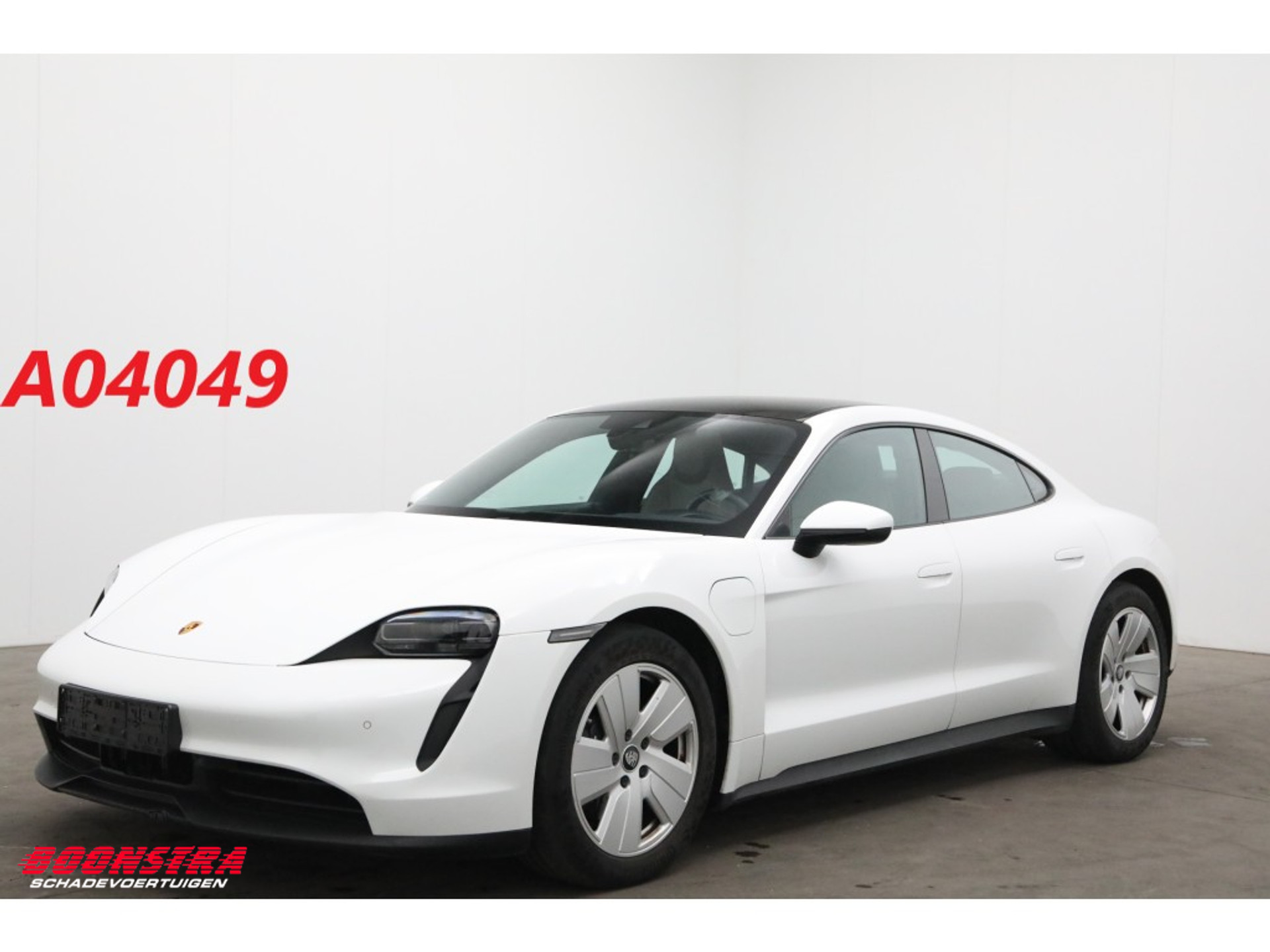 Porsche Taycan 79 kWh Pano LED Leder Cruise SHZ